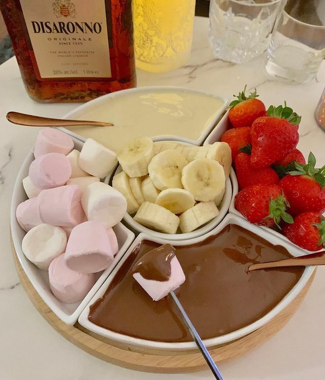 Dessert platter